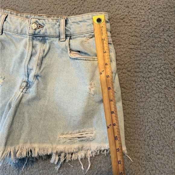 ZARA Distressed denim shorts Size 4 Color Blue - Picture 9 of 10